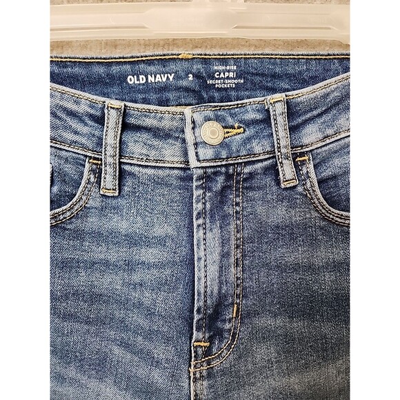 Old Navy Rockstar Slim Capri Jeans Womens 2 Blue Medium Wash Stretch NEW - Picture 6 of 12